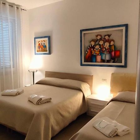 Il Centro Apartments Bari Luaran gambar