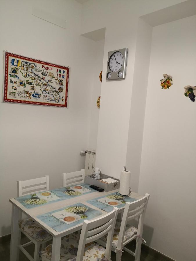 Il Centro Apartments Bari Luaran gambar