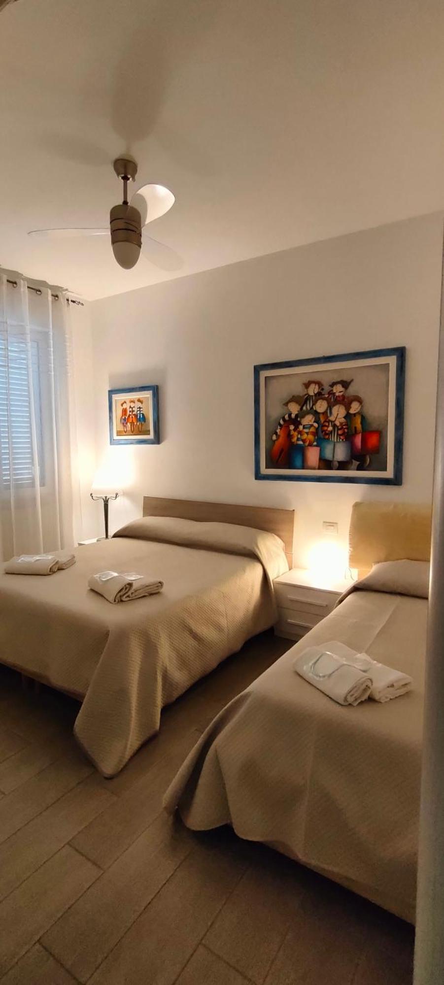 Il Centro Apartments Bari Luaran gambar