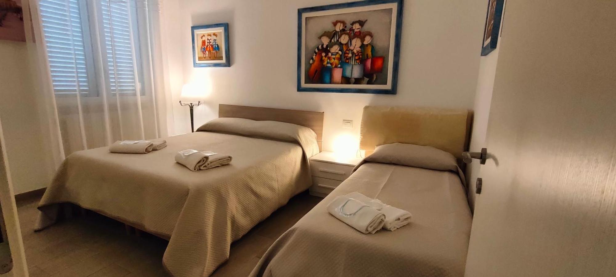 Il Centro Apartments Bari Luaran gambar