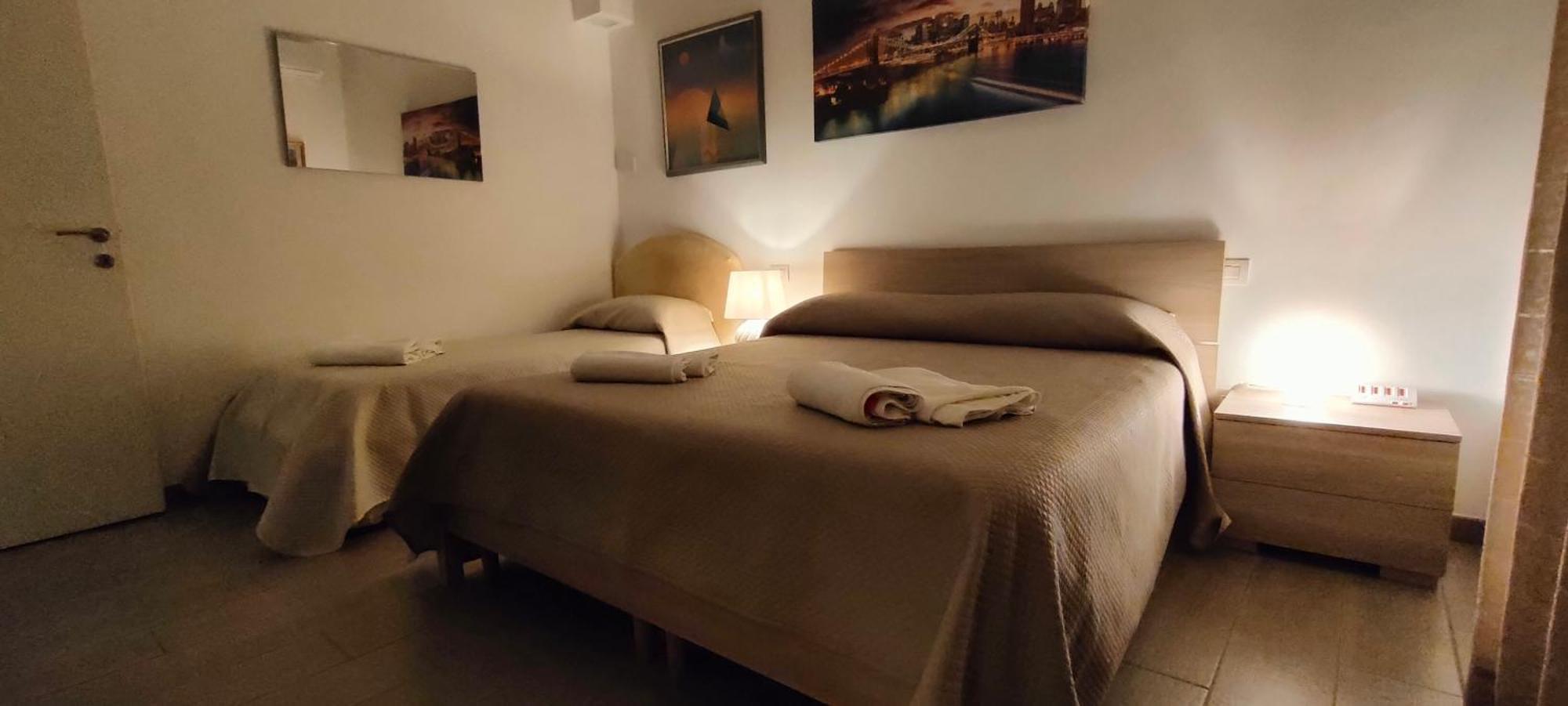 Il Centro Apartments Bari Luaran gambar